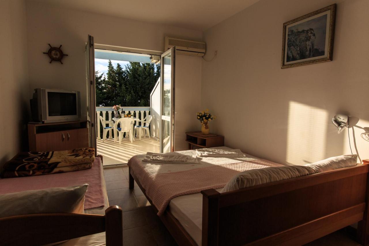 Guest House Perovic Sutomore Exterior photo